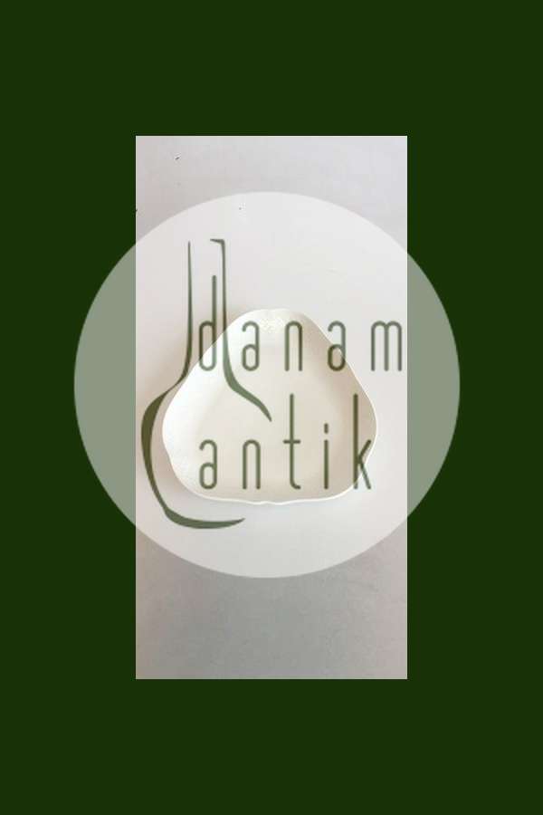 Bing & Grøndahl Elegance, Creme Trekantet kagefad No 40