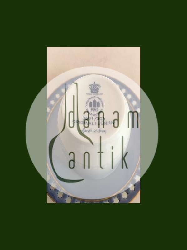 Bing & Grøndahl Harald Wiberg Julestel Kaffekop med Underkop No. 3501/305