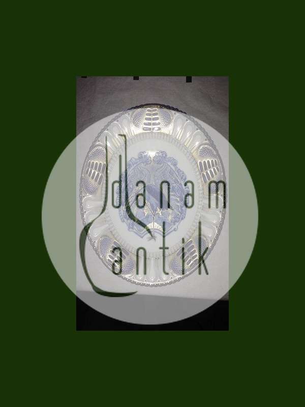 罕见的Bing和Grondahl新艺术风格深盘，来自Hejre Set 1886-1889。