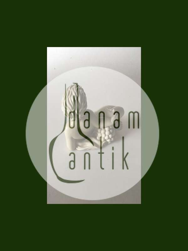 Royal Copenhagen Sjælden figur af nøgen dreng i jern porcelæn