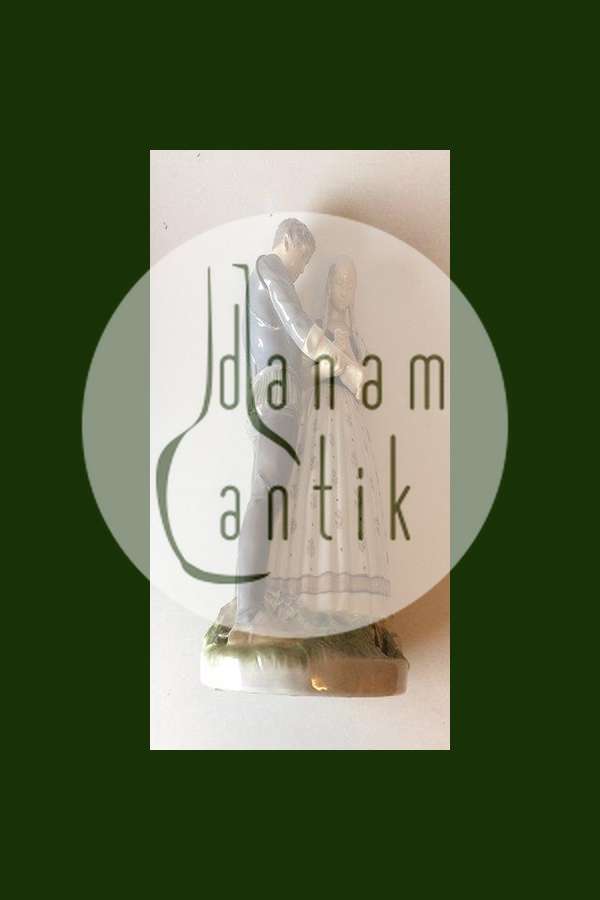 Royal Copenhagen Ridder og Jumfru Figur No 3171