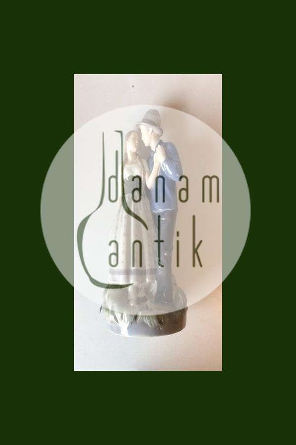 Royal Copenhagen Henrik og Else No 3049