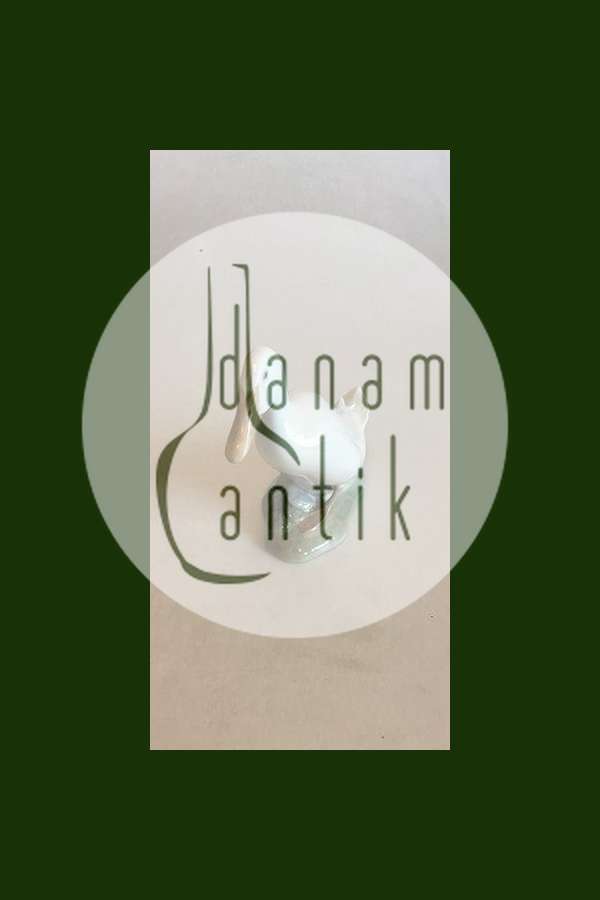 Royal Copenhagen Figur af Hvid and No 1192