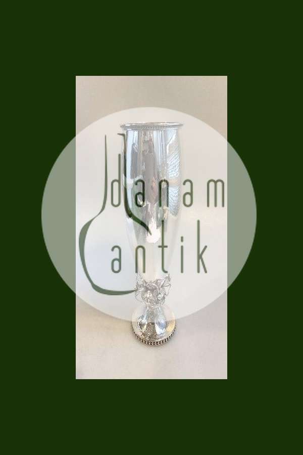 Georg Jensen Sterling Sølv Vase med ornamentik No 301 A