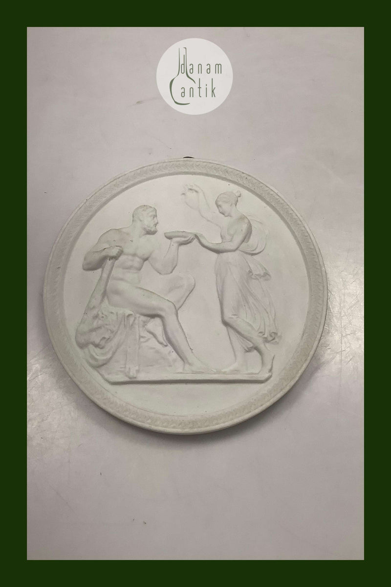 Royal Copenhagen Bisque Platte Herkules modtager udødelighedens drik af Hebe No 108