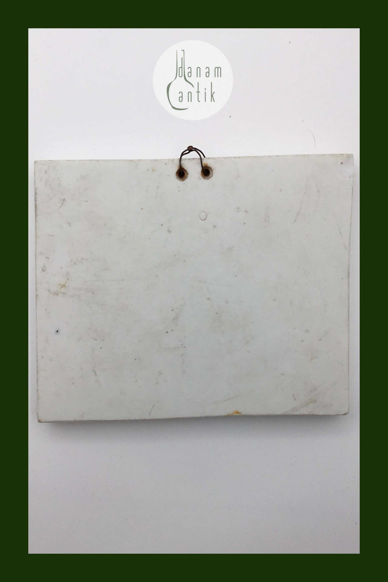 Royal Copenhagen Bisquit "Amor med en svane og drenge der plukker frugt (sommer)" Platte