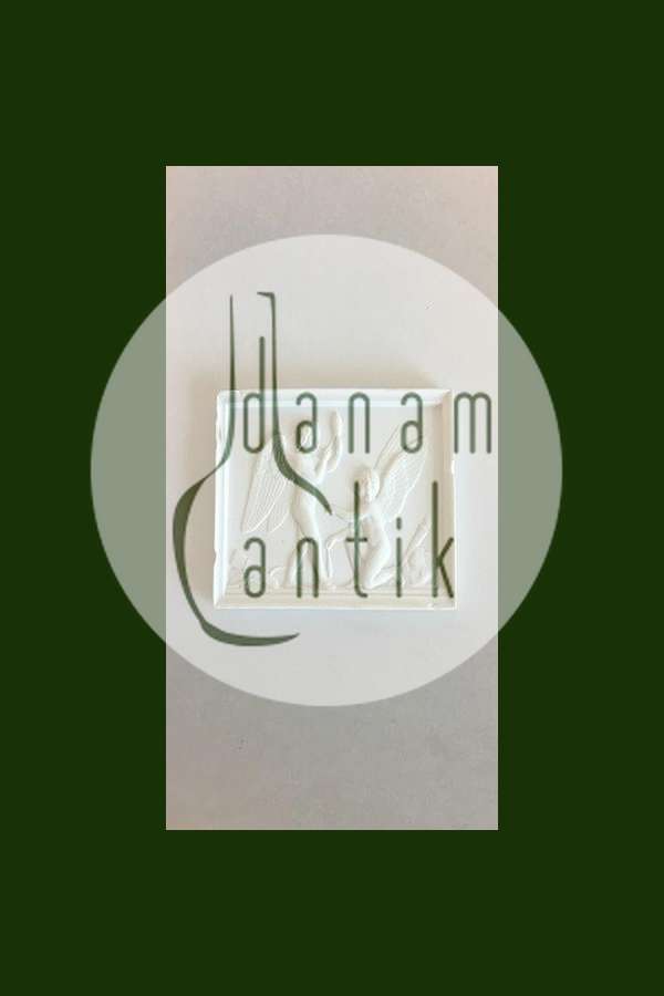 Royal Copenhagen Bisquit "Amor og Hymen spinder livets tråd" Platte