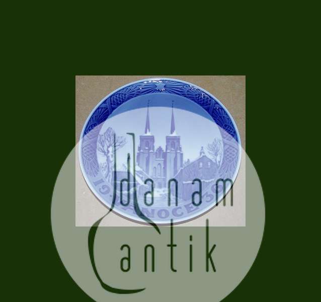 Royal Copenhagen Juleplatte fra 1936 med tjekkisk indskription "Vanoce"