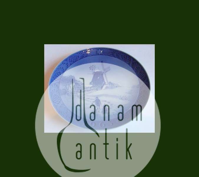 Royal Copenhagen Kgl Juleplatte 1963