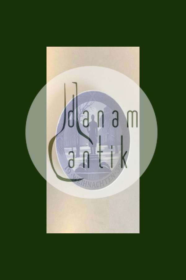 Royal Copenhagen Juleplatte fra 1932 med Tysk indskription "Weihnachten"