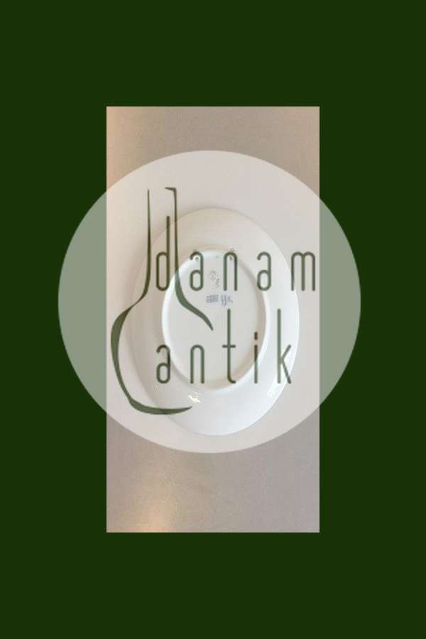 Royal Copenhagen Juleplatte fra 1931 med Tysk indskription "Weihnachten"