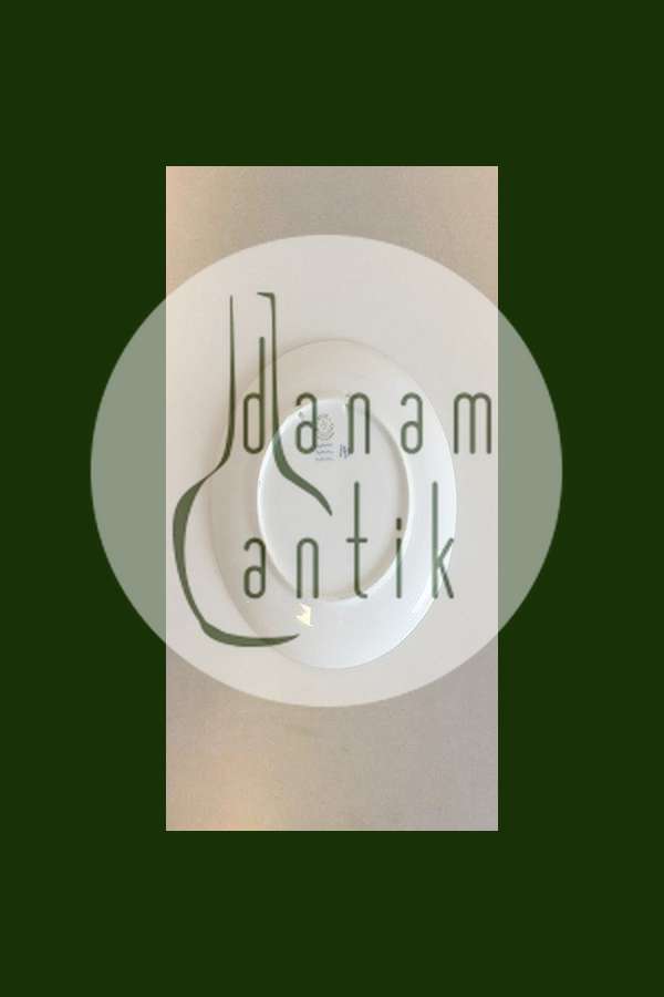 Royal Copenhagen Juleplatte fra 1926 med Tysk indskription "Weihnachten"