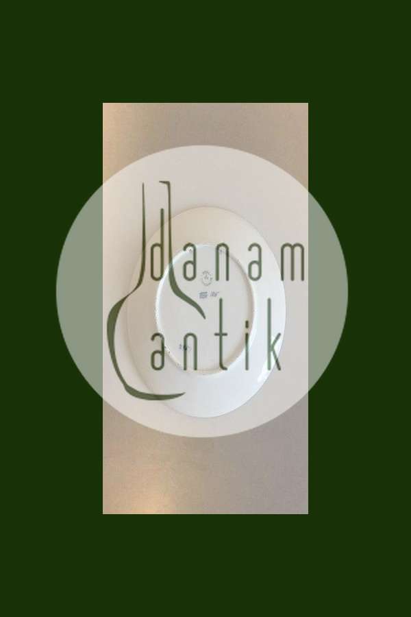 Royal Copenhagen Juleplatte fra 1915 med Tysk indskription "Weihnachten"