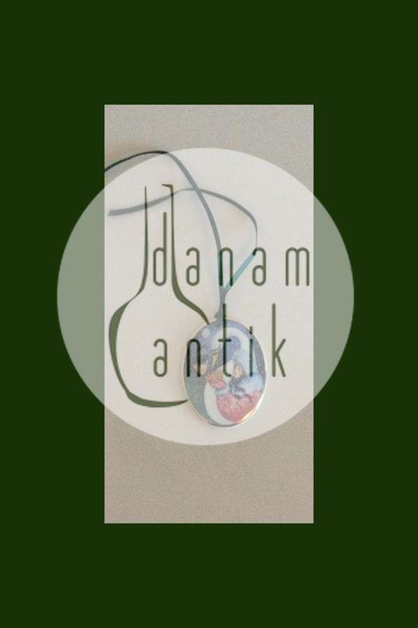 Royal Copenhagen Kære Familie Ornament fra 1994