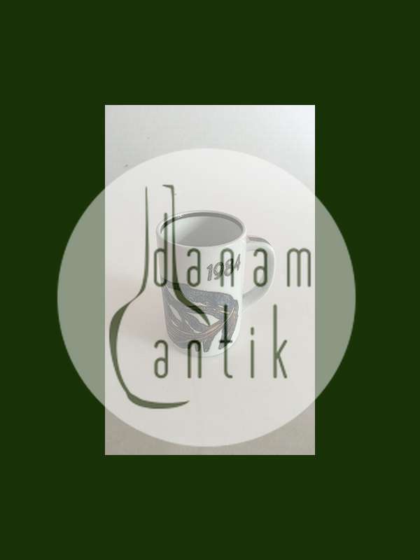 Royal Copenhagen Lille Årskrus 1984