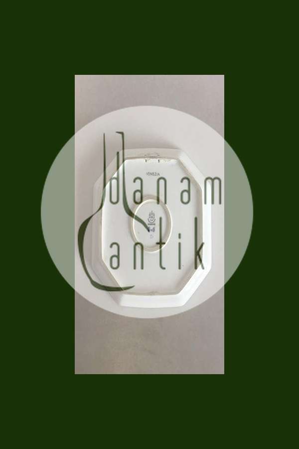 Bing og Grøndahl Alfabet Platte Venedig. Designet i 1933-1934 af Ove Larsen