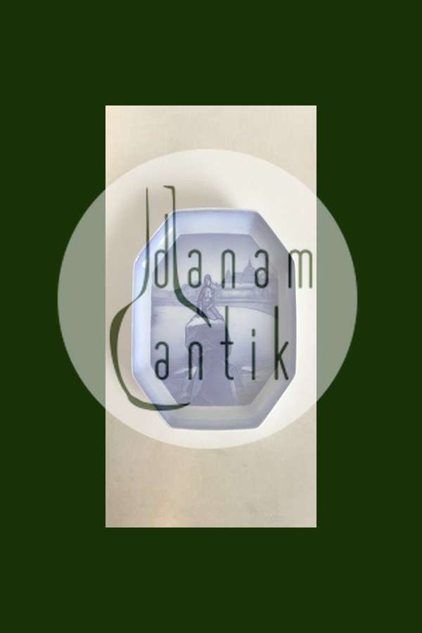 Bing og Grøndahl Alfabet Platte "Den Lille Havfrue". H.C. Andersen. Designet i 1933-1934 af Ove Larsen