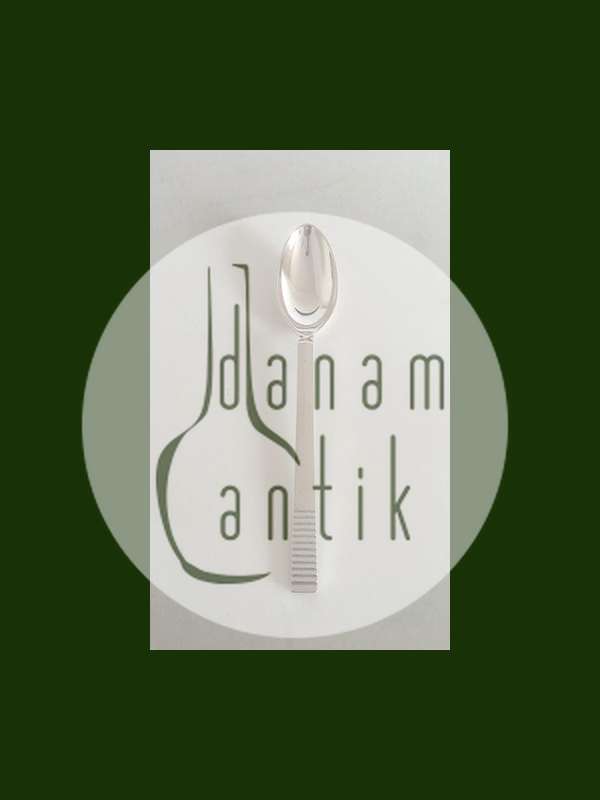 Georg Jensen Sterling Sølv Relief Dessert Ske No 021A