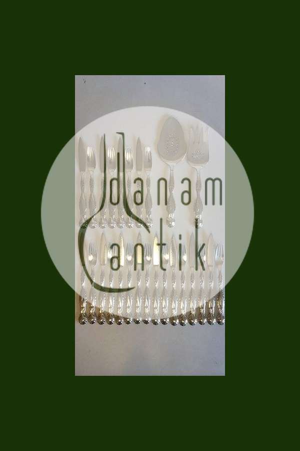 Georg Jensen Sterling sølv Fiskebestik model 55. Sæt til 12 personer med tilhørende serveringssæt