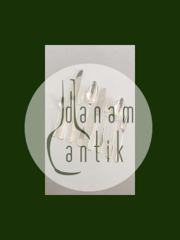 "Susanne" Hans Hansen Sterling Silver Flatware Set for 12 People. 96 Pieces