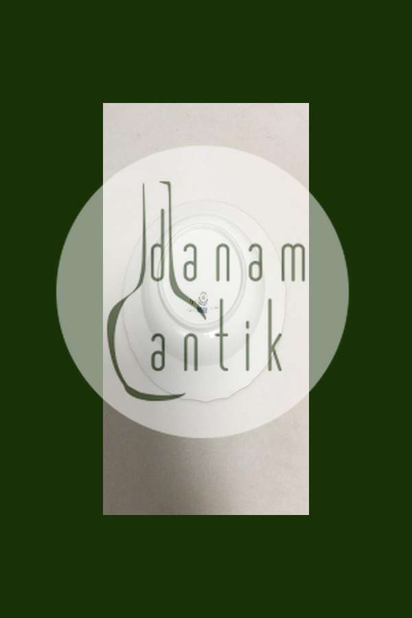 Royal Copenhagen Hvid Svejfet med takket guldkant (Stel 387 / Josephine) Dyb tallerken No 1615