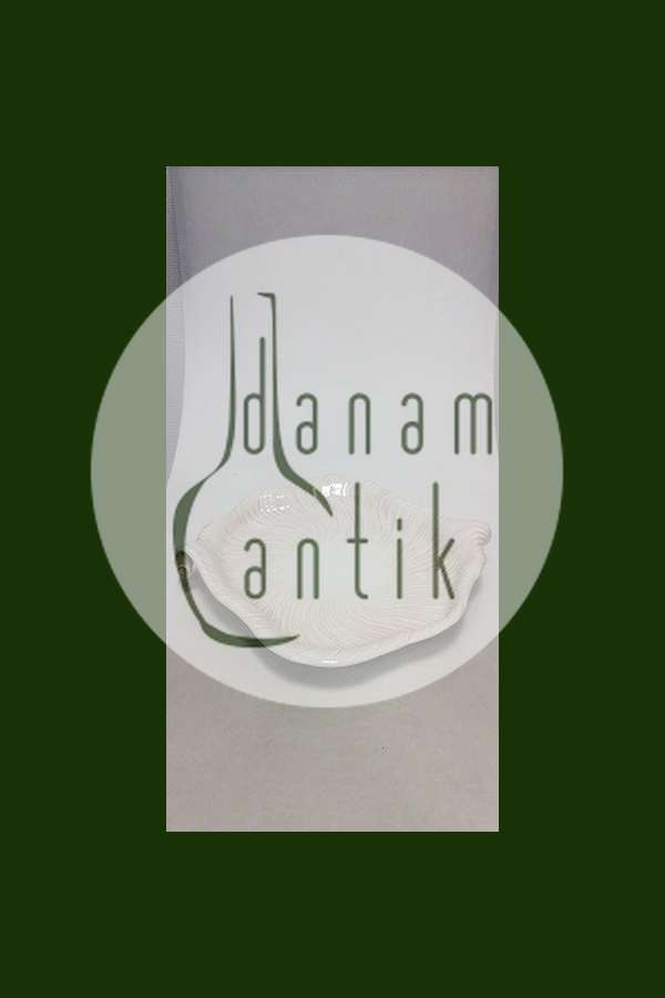 Royal Copenhagen Rosa / Pink Konkylie Stort Serveringsfad No 379 / 14177