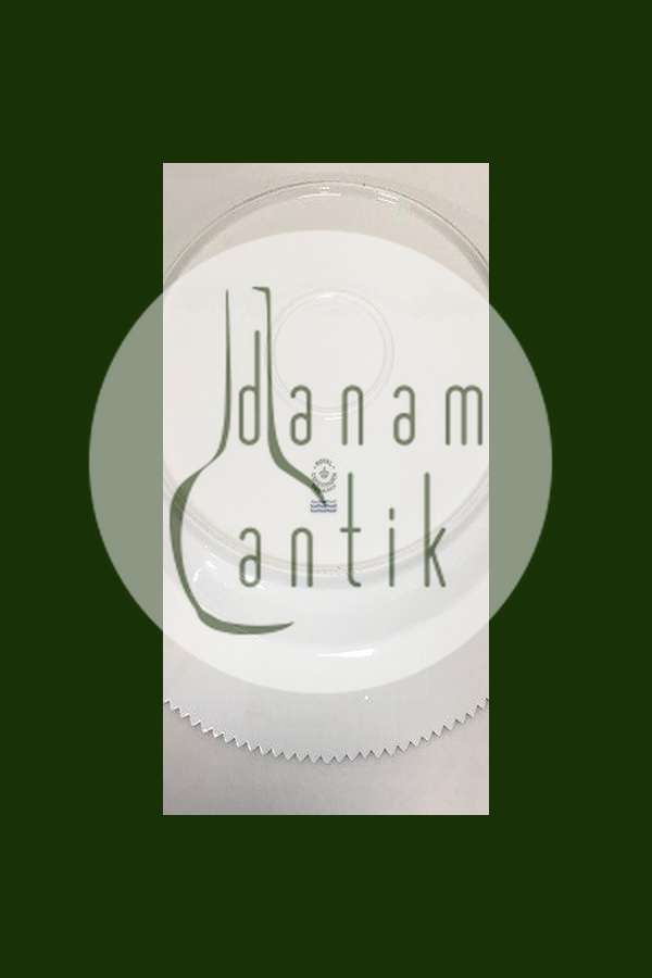 Royal Copenhagen Hvid Flora Danica Perlestel Rundt fad No 3524