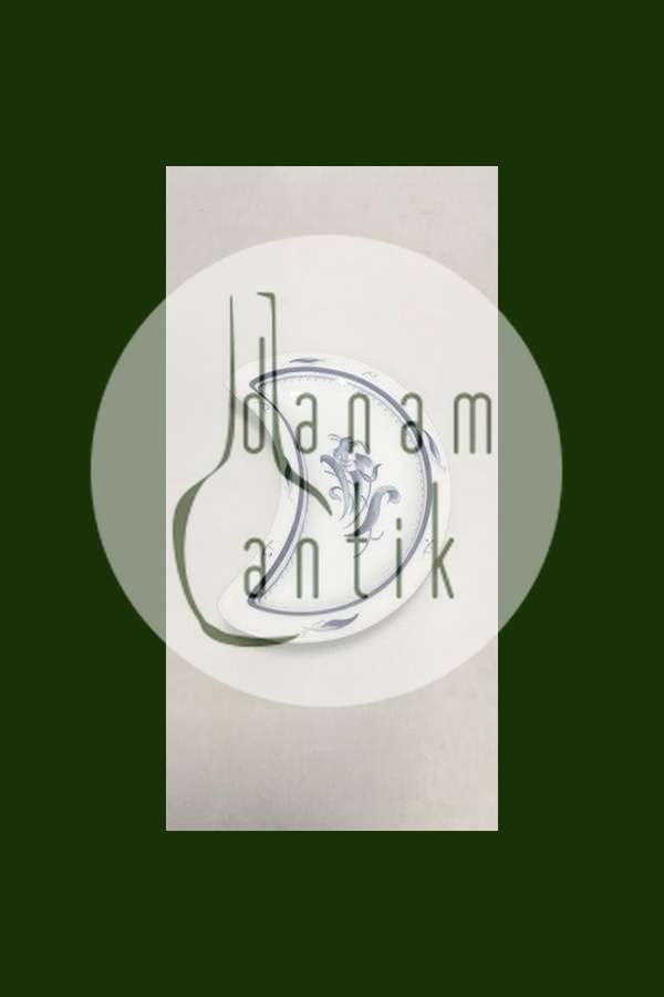 Bing & Grondahl Jubilee Dinner Service Half Mone Shaped Dish