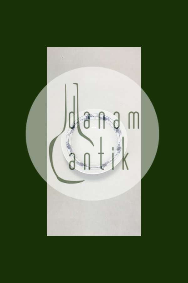 Royal Copenhagen Rosenknop Desserttallerken No 8105