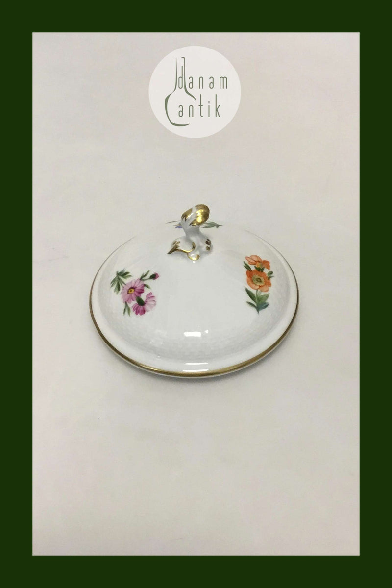 Royal Copenhagen Let Saksisk Blomst Låg til sukkerskål No 1678