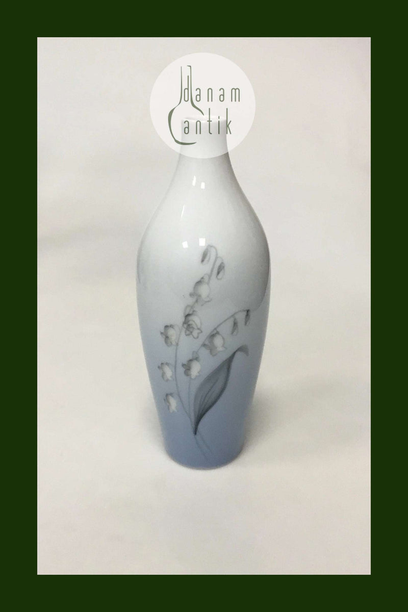 Bing & Grøndahl Art Nouveau Liljekonval Vase No 57/9