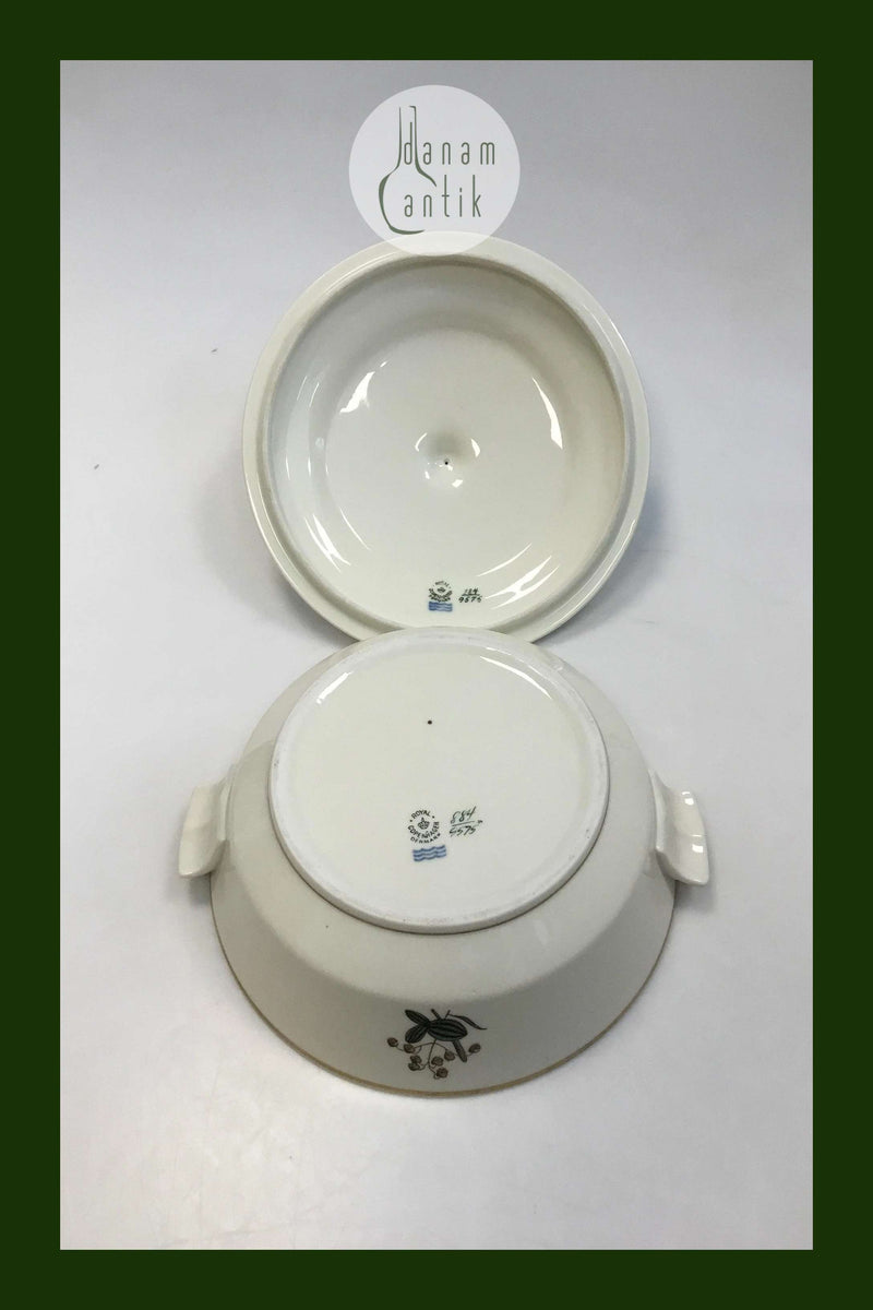 Royal Copenhagen Hjertegræs Rund Lågskål No 884/9575