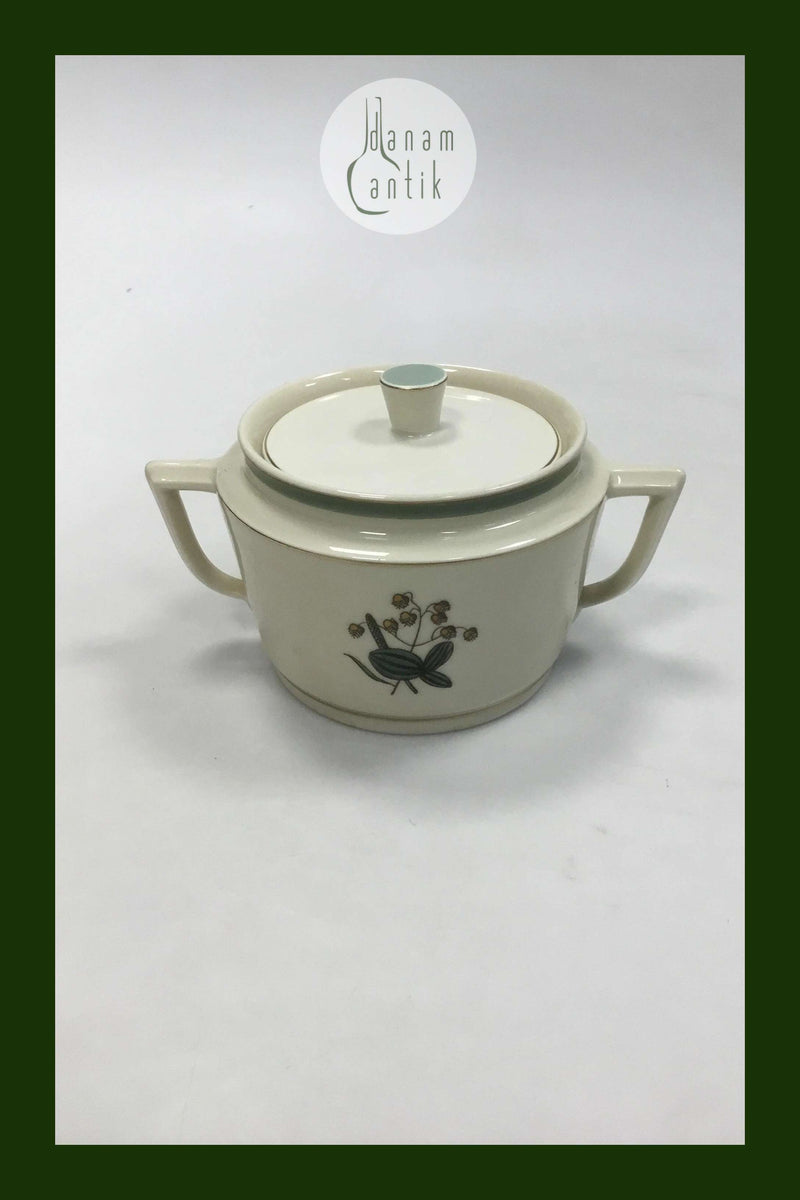 Royal Copenhagen Hjertegræs Sukkerskål med låg No 884/9479