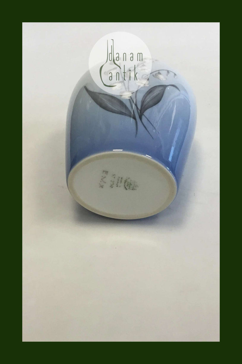 Bing og Grøndahl Vase No. 57/239 med Liljekonval