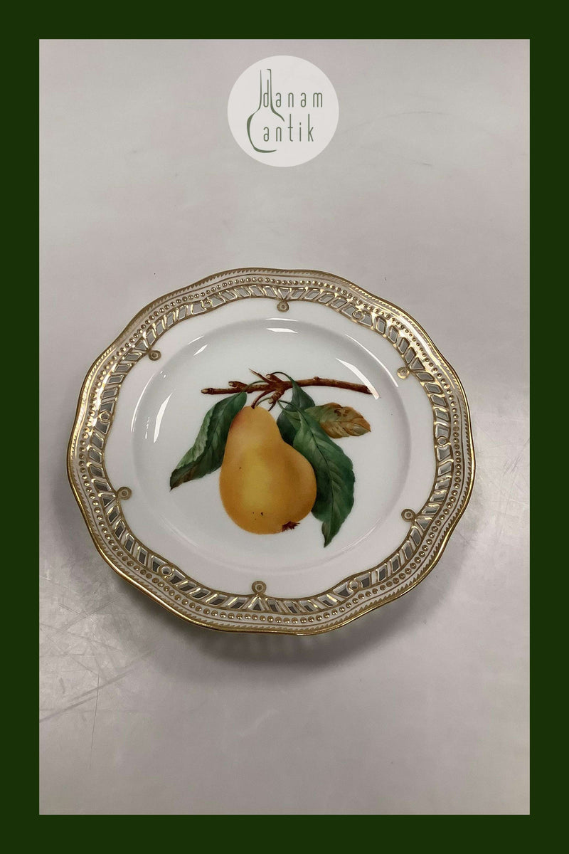 Royal Copenhagen Flora Danica Frugttallerken No 429/3584