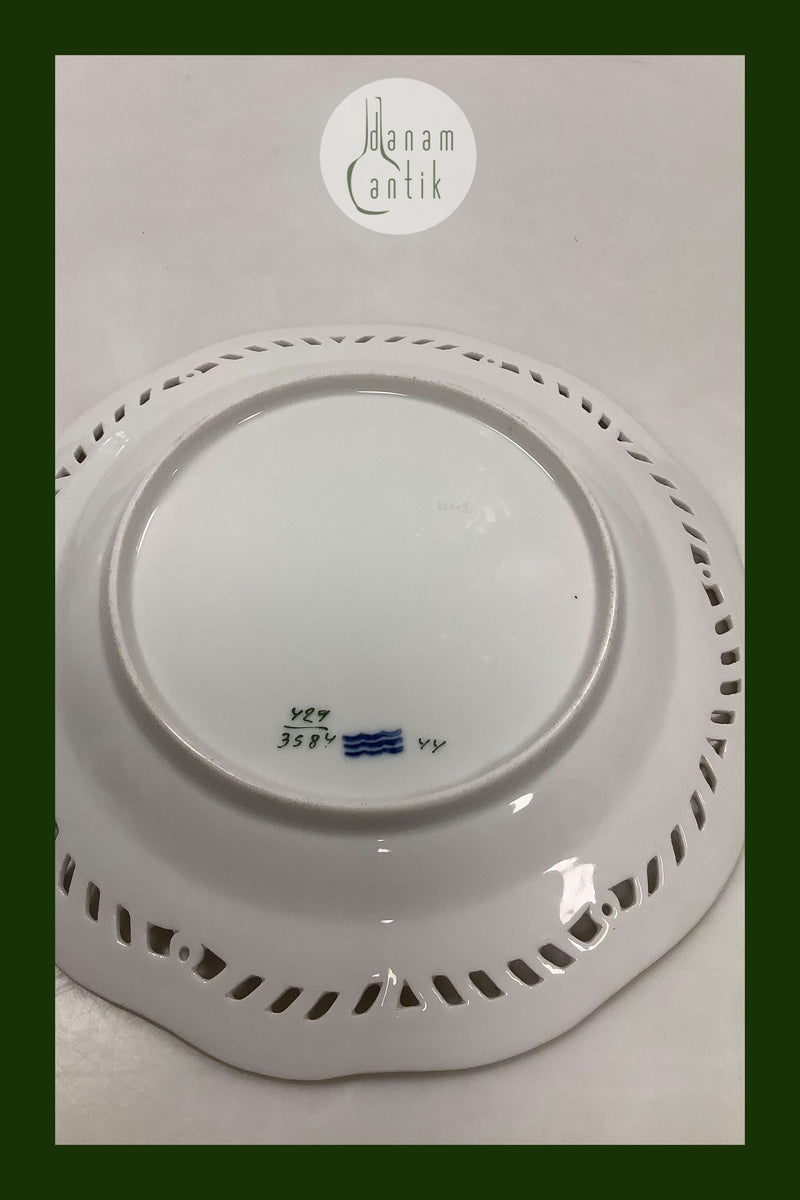 Royal Copenhagen Flora Danica Frugttallerken No 429/3584