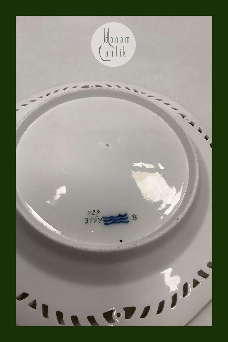 Royal Copenhagen Flora Danica Frugttallerken No 429/3584