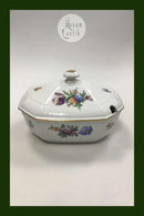 Royal Copenhagen Saxon Flower Light Bee Cell Tureen No 493/2059