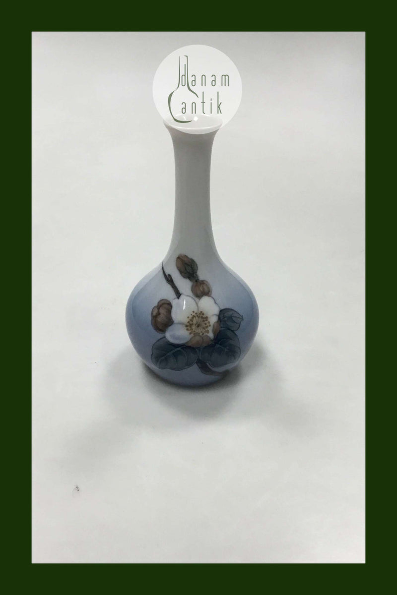 Bing og Grøndahl Art Nouveau vase med blomst no 230 / 5143