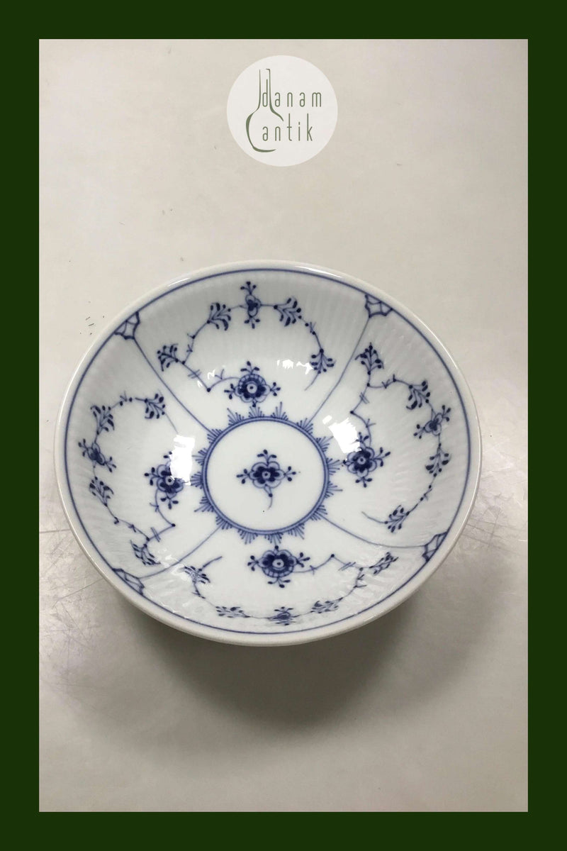 Royal Copenhagen Musselmalet Riflet Skål No. 290