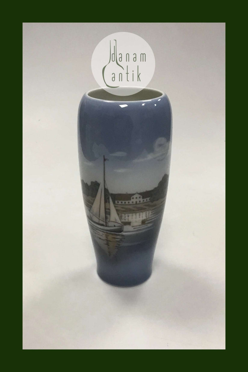 Royal Copenhagen Art Nouveau Vase No 4468