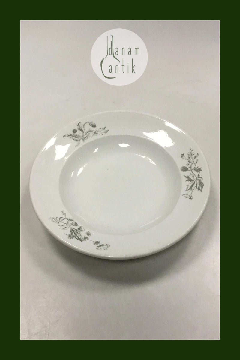 Royal Copenhagen Hotelporcelæn dekoreret med vilde planter Dyb Tallerken No 6002