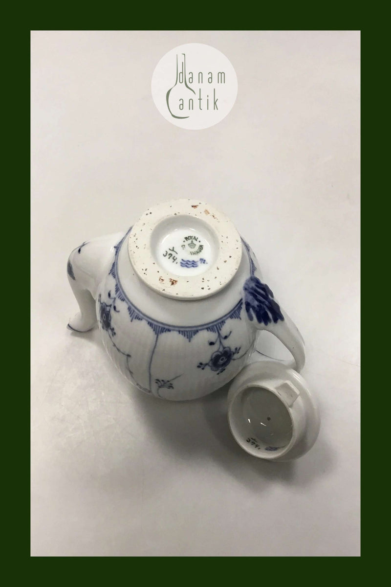 Royal Copenhagen Sjælden Musselmalet Riflet Lille Thekande No 374