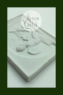 Bertel Thorvaldsen: Royal Copenhagen Porcelæn Biscuit Platte "Amor Virker et Net" No 82.