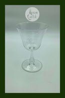 ベル型ボウルと中空ステムにモノグラムのワイングラス c1930-1950年