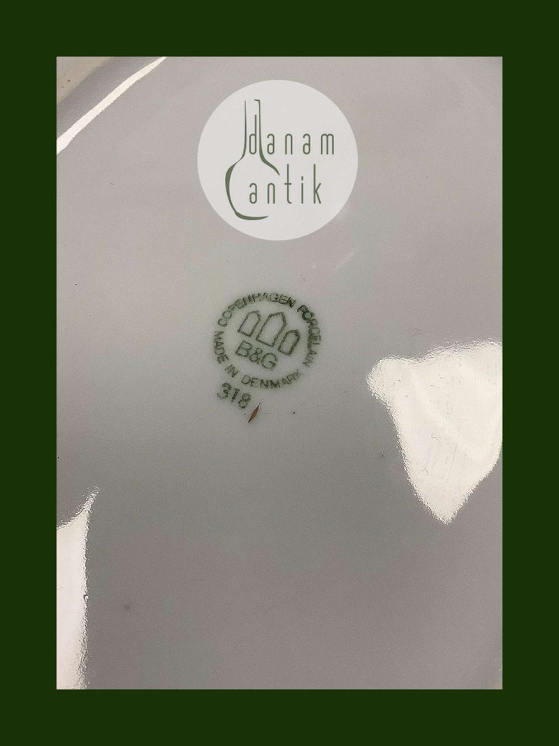 Bing and Grondahl Saxon Flower, White Serving Dish No 318