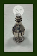 19世紀のマスタースタンプが押された小型の銀製ソルト／ペッパーシェーカー