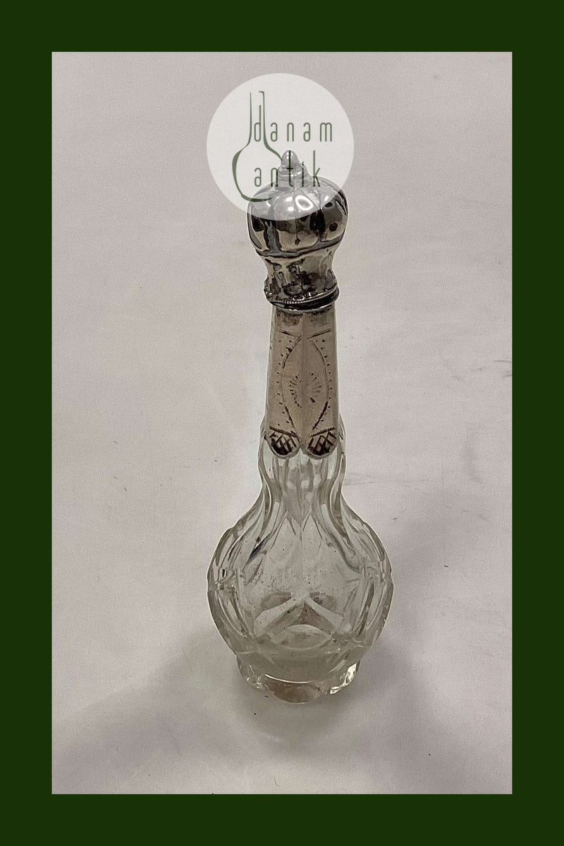 Parfumeflacon i glas med sølvmontering 19. århundrede