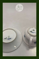 Royal Copenhagen Blå Blomst Fransk Kop No. 8704