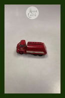 Roter Vilmer Bedford-Tankwagen von Esso aus den 1950er Jahren